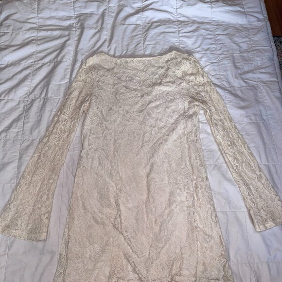 Lace Flower Dress - Picture 2 of 2